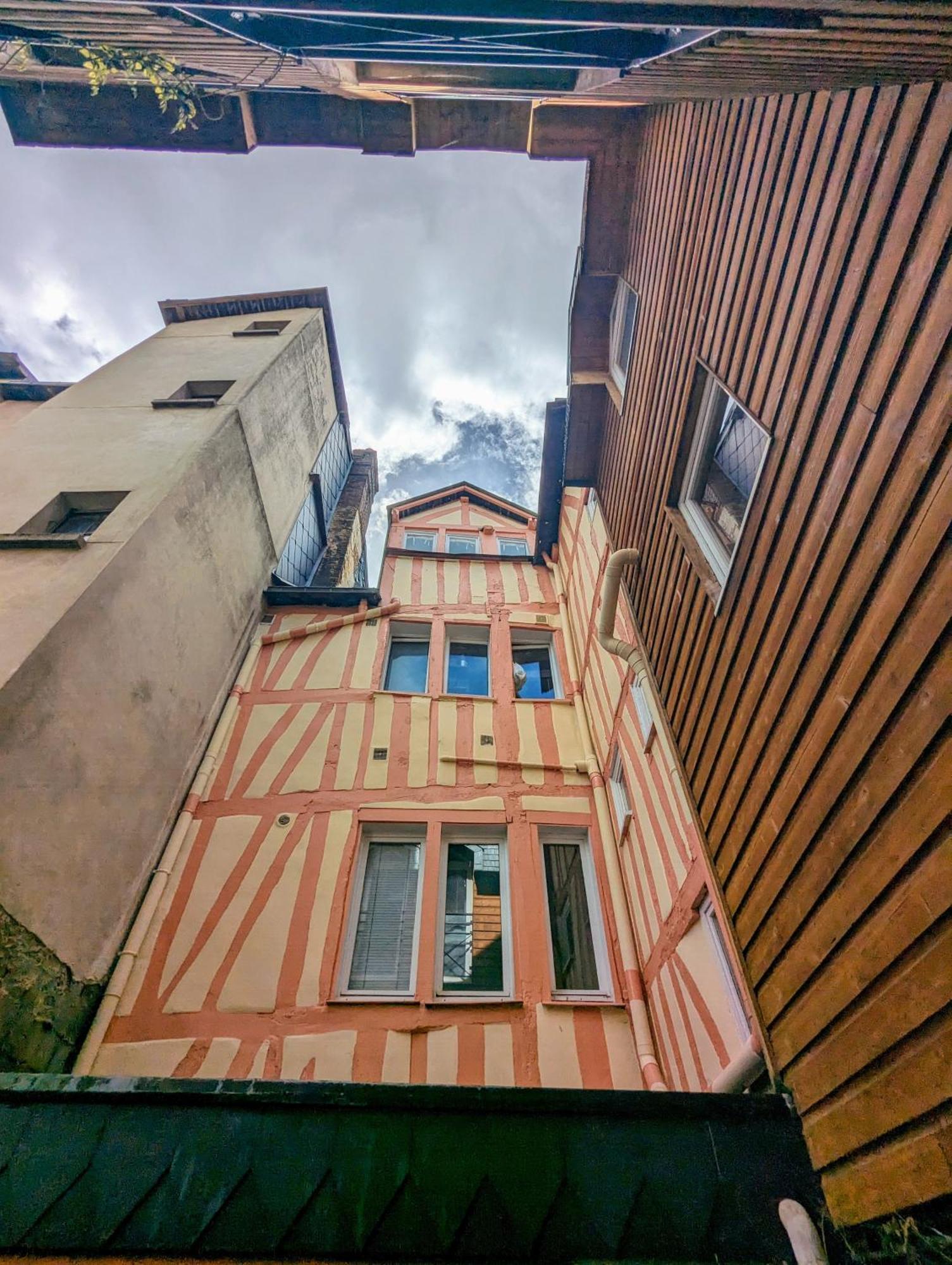 Artist Home - City Center - Bathtub - Terrasse - Full Appartment 루앙 외부 사진