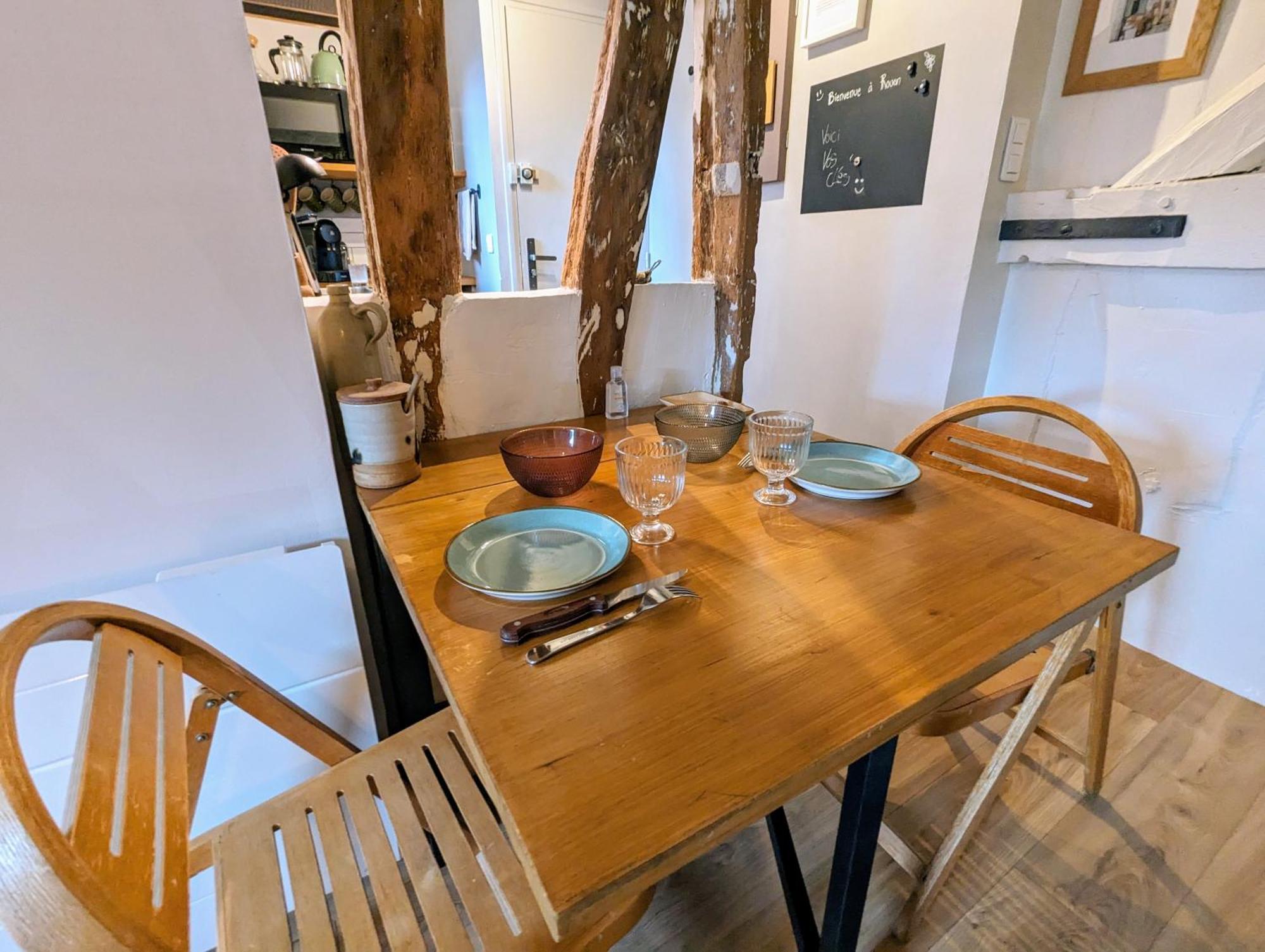Artist Home - City Center - Bathtub - Terrasse - Full Appartment 루앙 외부 사진